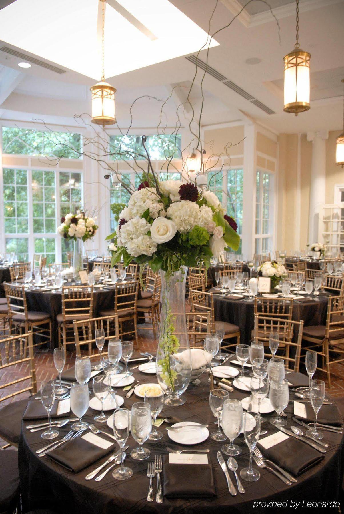 The Wylie Inn And Conference Center At Endicott College Beverly Restaurant photo