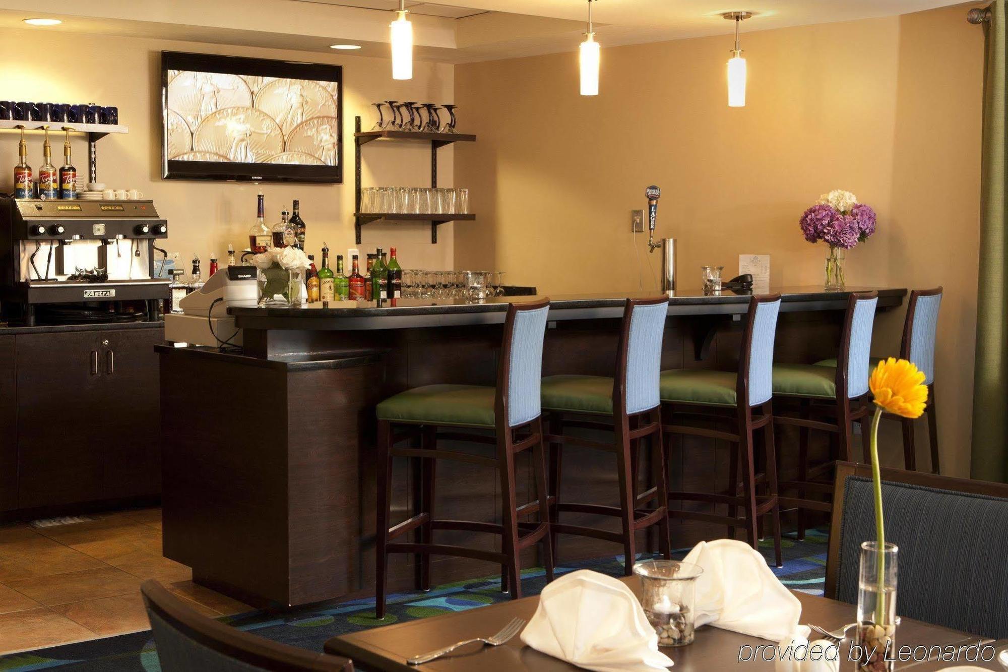 The Wylie Inn And Conference Center At Endicott College Beverly Restaurant photo